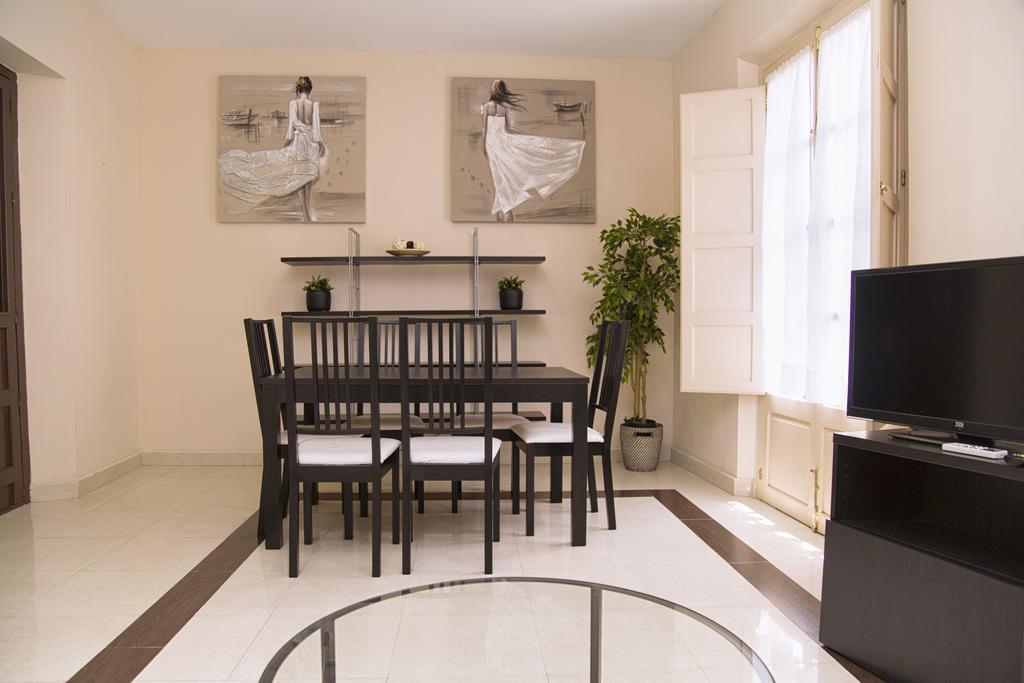 Apartamento Carreteria 73 Malaga Center Exterior foto